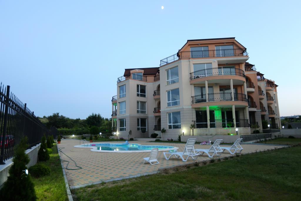 South Beach Apartments Obzor Quarto foto